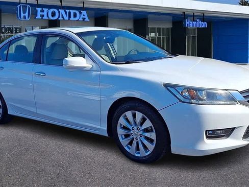 Used 2015 Honda Accord EX-L image 2
