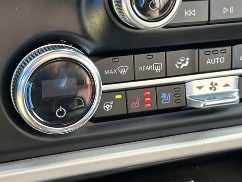 Used 2024 Ford Expedition Max Limited image 33