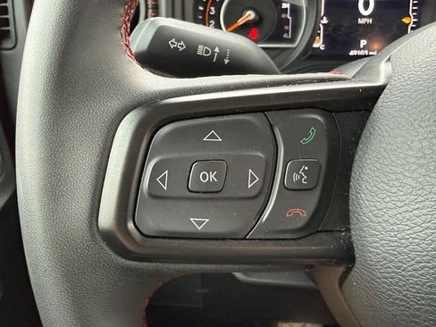Used 2024 Jeep Wrangler Unlimited Rubicon AWD/4WD image 23