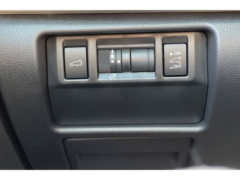 Certified 2025 Subaru Forester Premium w/ Convenience Package #1 image 38