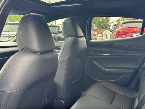 New 2026 MAZDA MAZDA3 2.5 S Hatchback w/ Premium Pkg FWD image 26