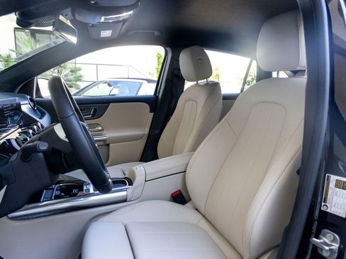 Used 2026 Mercedes-Benz GLA 250 image 13