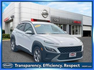 Used 2023 Hyundai Kona SEL image 1