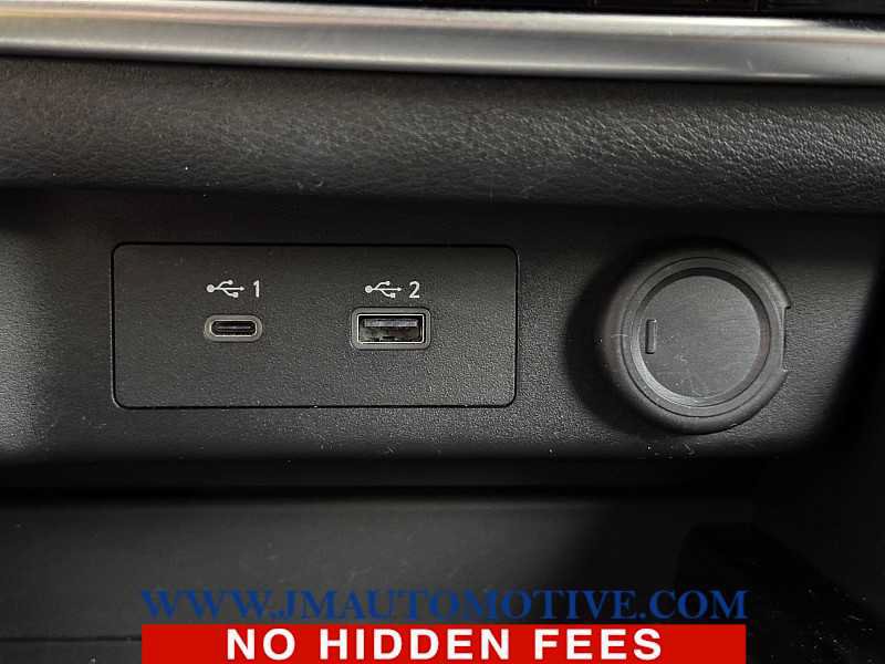 Used 2023 Nissan Rogue SV AWD/4WD image 34