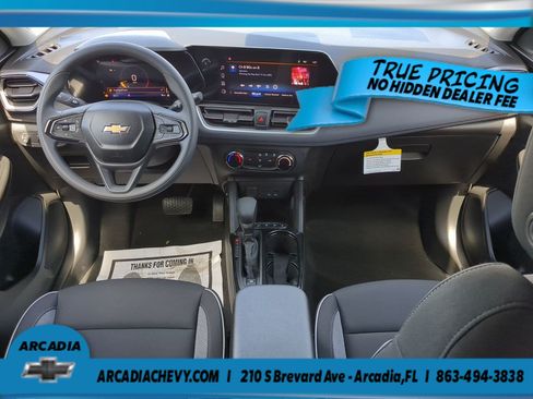 Used 2025 Chevrolet TrailBlazer LS w/ LS Convenience Package FWD image 15