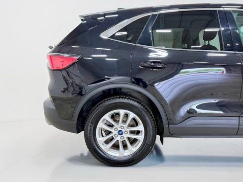 Used 2022 Ford Escape SE AWD/4WD image 13