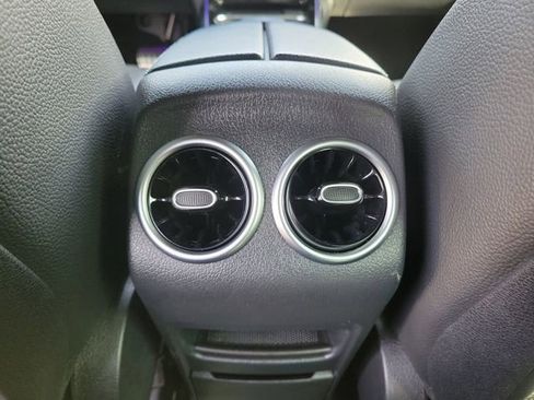 Used 2022 Mercedes-Benz GLB 35 AMG 4MATIC image 18