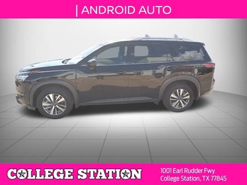 Used 2024 Nissan Pathfinder SL FWD image 8