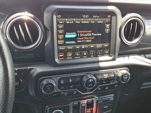 Used 2022 Jeep Wrangler Unlimited Rubicon AWD/4WD image 14