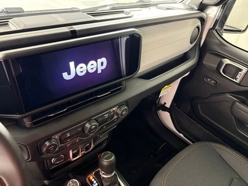 New 2026 Jeep Gladiator Sport AWD/4WD image 29
