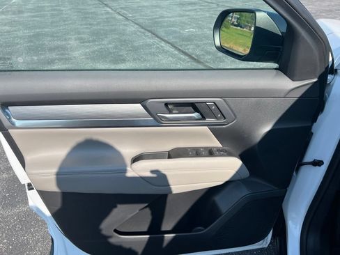Used 2025 GMC Terrain Elevation FWD image 6