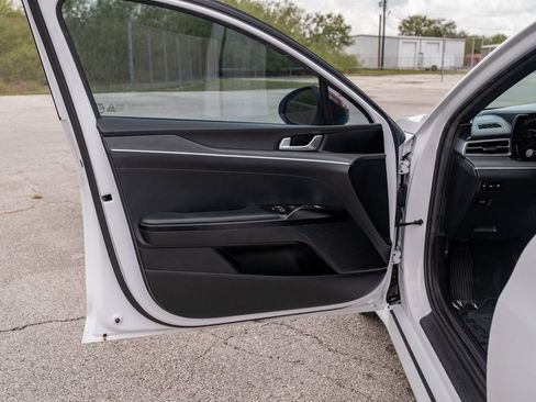 Used 2023 Kia K5 GT-Line w/ GT-Line Premium Package image 10