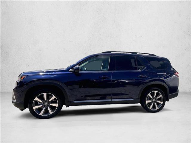 Used 2025 Honda Pilot Touring image 6