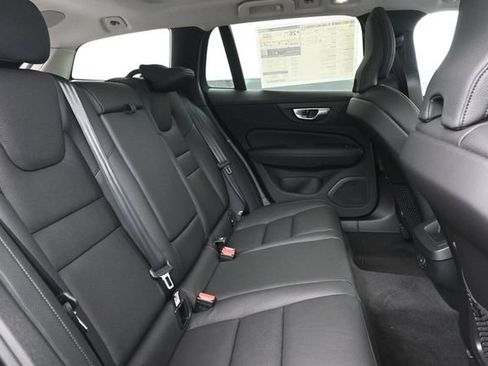 New 2026 Volvo V60 B5 Cross Country Plus w/ Climate Package AWD/4WD image 32