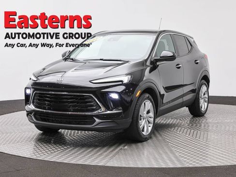 Used 2024 Buick Encore GX Preferred FWD image 1