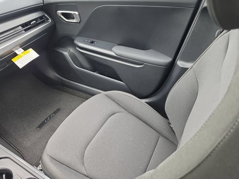 New 2026 Kia K4 FWD image 15