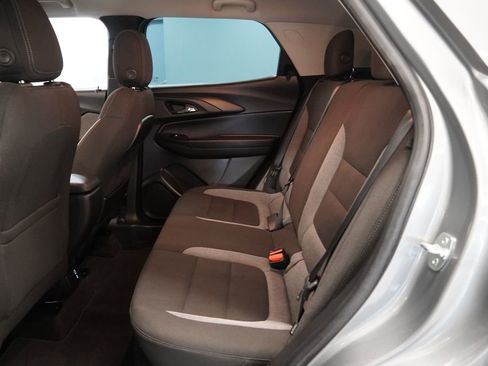 Used 2023 Chevrolet TrailBlazer LT w/ Convenience Package FWD image 26