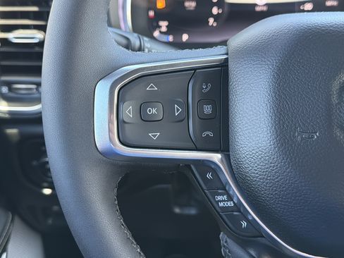 Used 2026 RAM 1500 Laramie AWD/4WD image 14