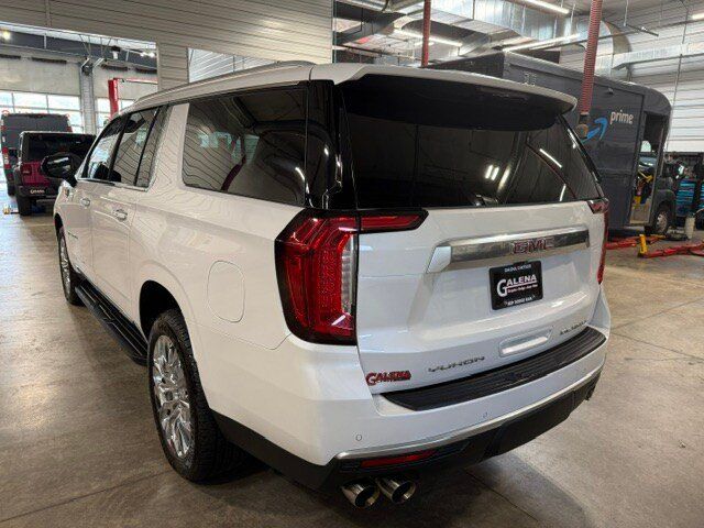 Used 2021 GMC Yukon XL Denali AWD/4WD image 30