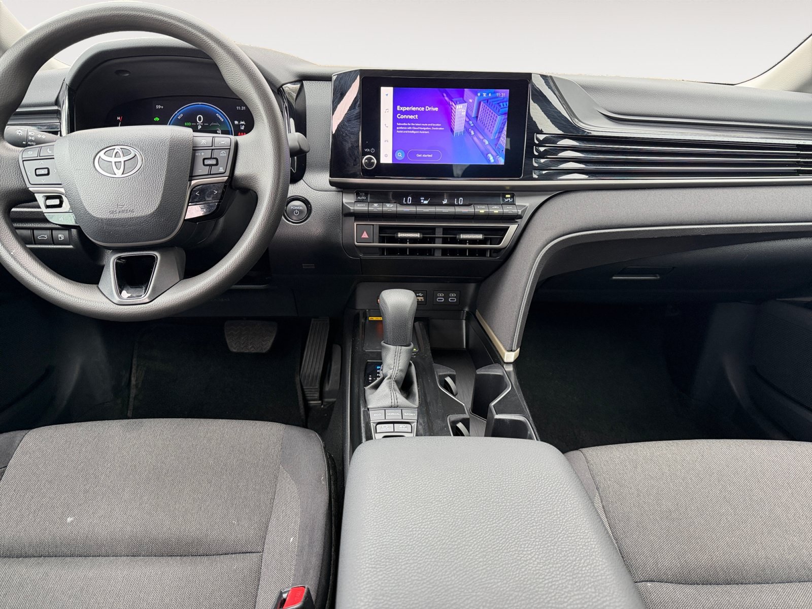 Used 2025 Toyota Camry LE FWD image 11