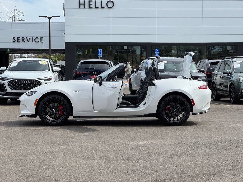 New 2026 MAZDA MX-5 Miata Club w/ Brembo/BBS/Recaro Package RWD image 26
