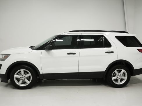 Used 2019 Ford Explorer FWD image 6