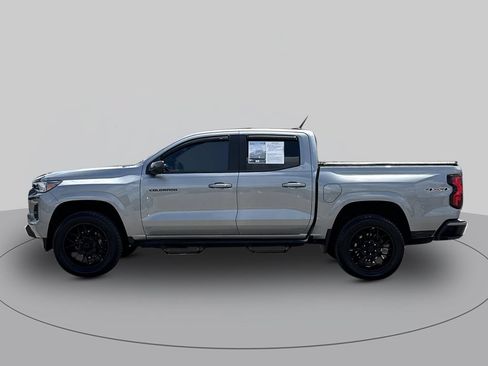 Used 2024 Chevrolet Colorado LT AWD/4WD image 6