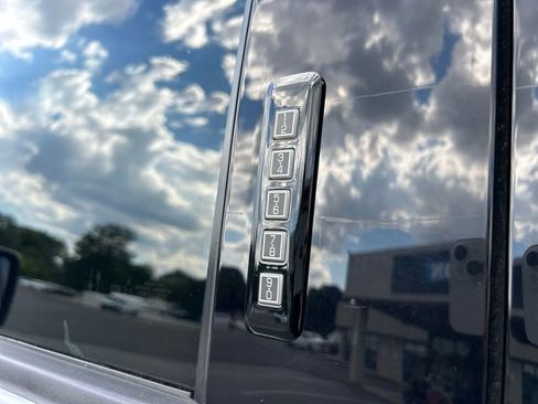 Used 2022 Ford F150 XLT w/ Equipment Group 302A High image 15