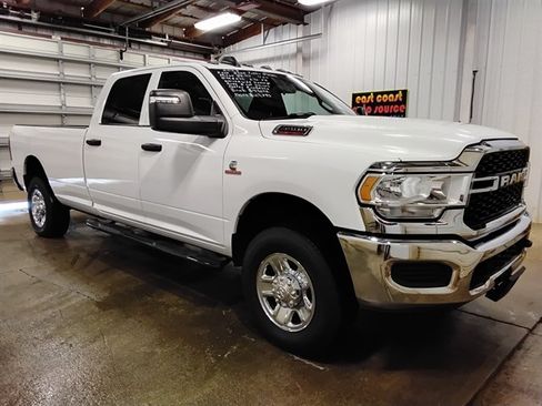 Used 2023 RAM 3500 Tradesman AWD/4WD image 4