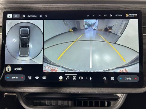 Used 2022 Rivian R1T Adventure image 21