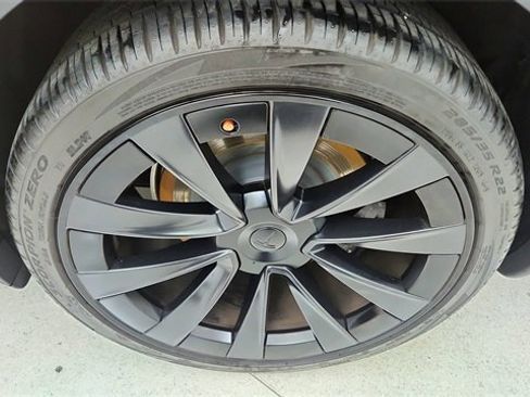 Used 2023 Tesla Model X image 55