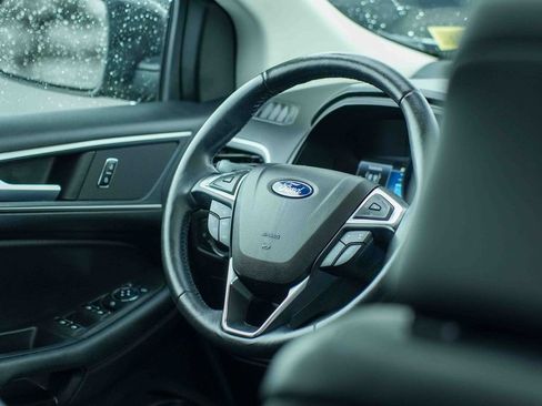 Used 2023 Ford Edge SEL w/ Convenience Package AWD/4WD image 24