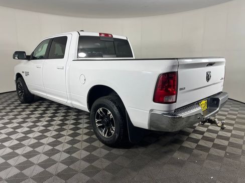 Used 2020 RAM 1500 Classic SLT image 8