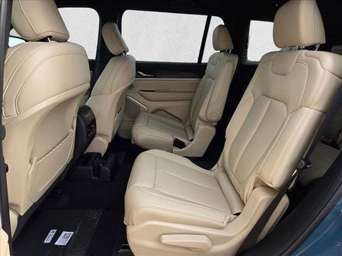 New 2026 Jeep Grand Cherokee L Limited AWD/4WD image 15