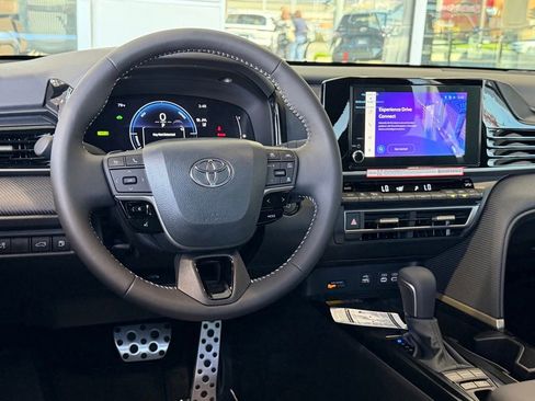 Certified 2026 Toyota Camry SE FWD image 31