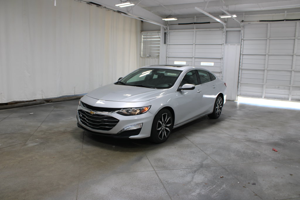 Used 2022 Chevrolet Malibu LT FWD image 4