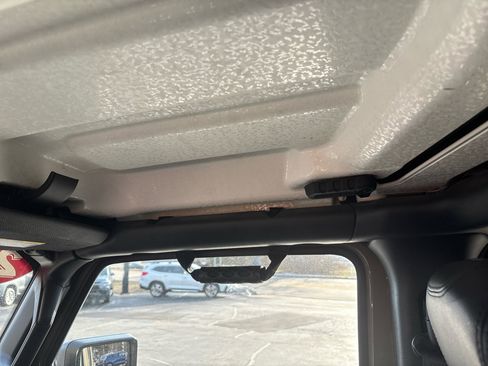 Used 2020 Jeep Gladiator Mojave image 22