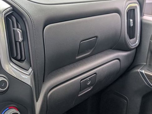 Used 2022 Chevrolet Silverado 2500 LTZ w/ LTZ Convenience Package image 28