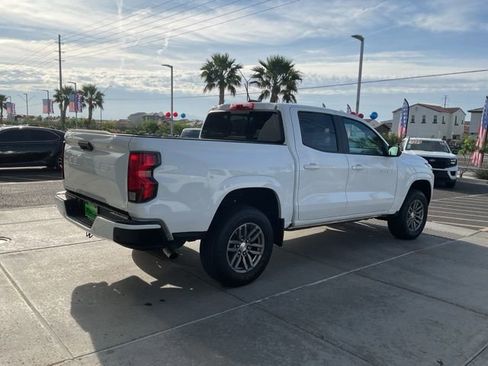 Used 2024 Chevrolet Colorado LT w/ LT Convenience Package image 7