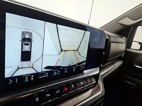 Used 2024 Chevrolet Silverado 2500 LT w/ Z71 Sport Edition image 4