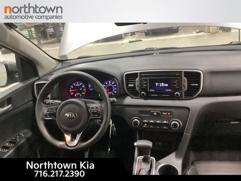 Certified 2018 Kia Sportage LX image 13