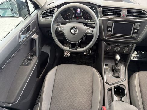 Used 2019 Volkswagen Tiguan S FWD image 27