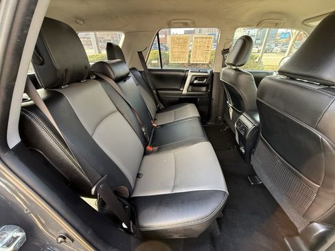 Used 2024 Toyota 4Runner SR5 Premium image 35