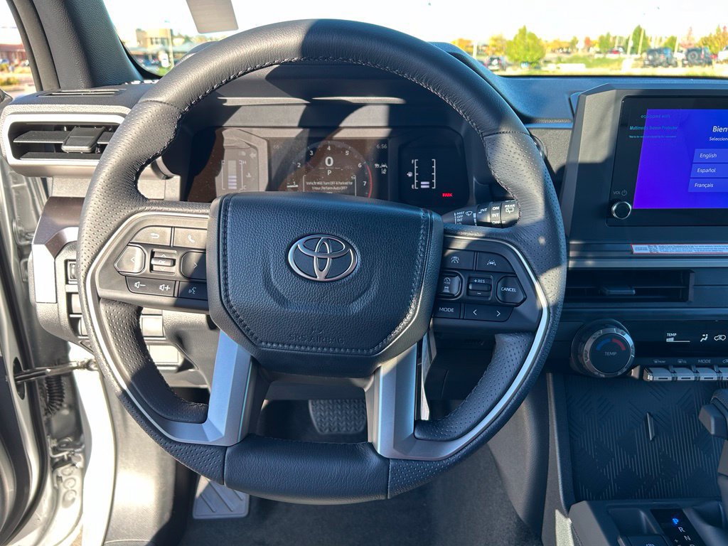 Used 2026 Toyota 4Runner SR5 AWD/4WD image 13