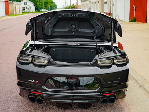 Used 2022 Chevrolet Camaro ZL1 RWD image 43