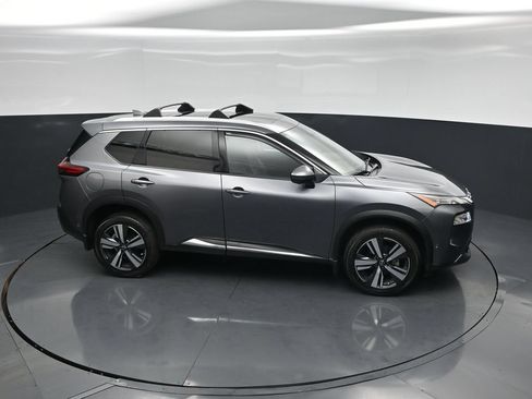 Used 2023 Nissan Rogue SL w/ SL Premium Package FWD image 48