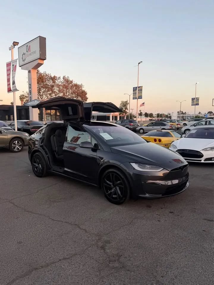 Used 2026 Tesla Model X AWD/4WD image 7