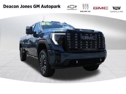New 2025 GMC Sierra 2500 Denali Ultimate w/ Max Trailering Package