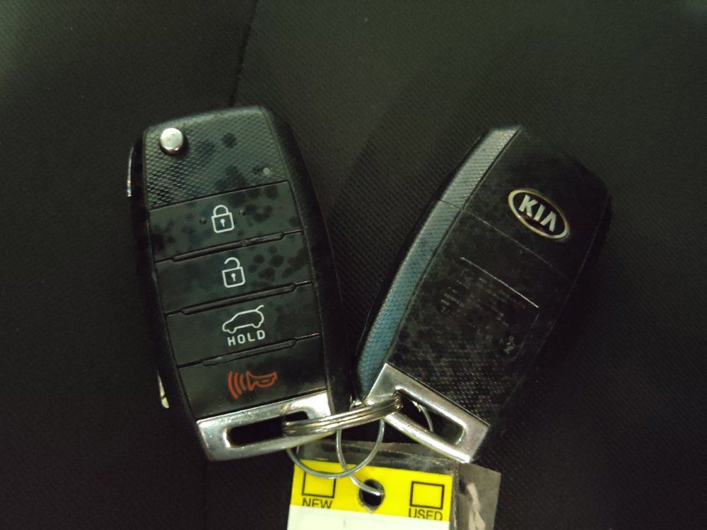 Used 2018 Kia Soul w/ Option Group 020 FWD image 32
