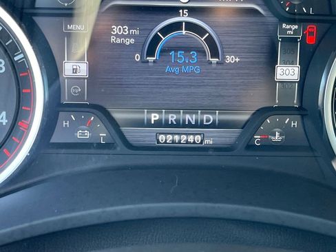 Used 2024 RAM 3500 Laramie w/ Towing Technology Group image 28